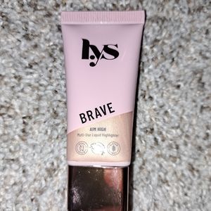 LYS Brave Liquid Highlighter